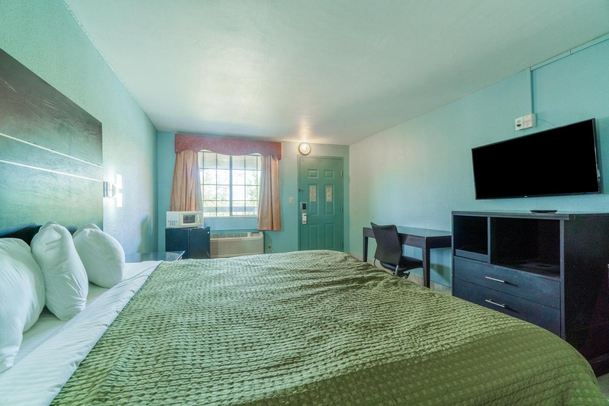 Lone Star Inn & Suites By Oyo Harlingen Tx Exteriör bild