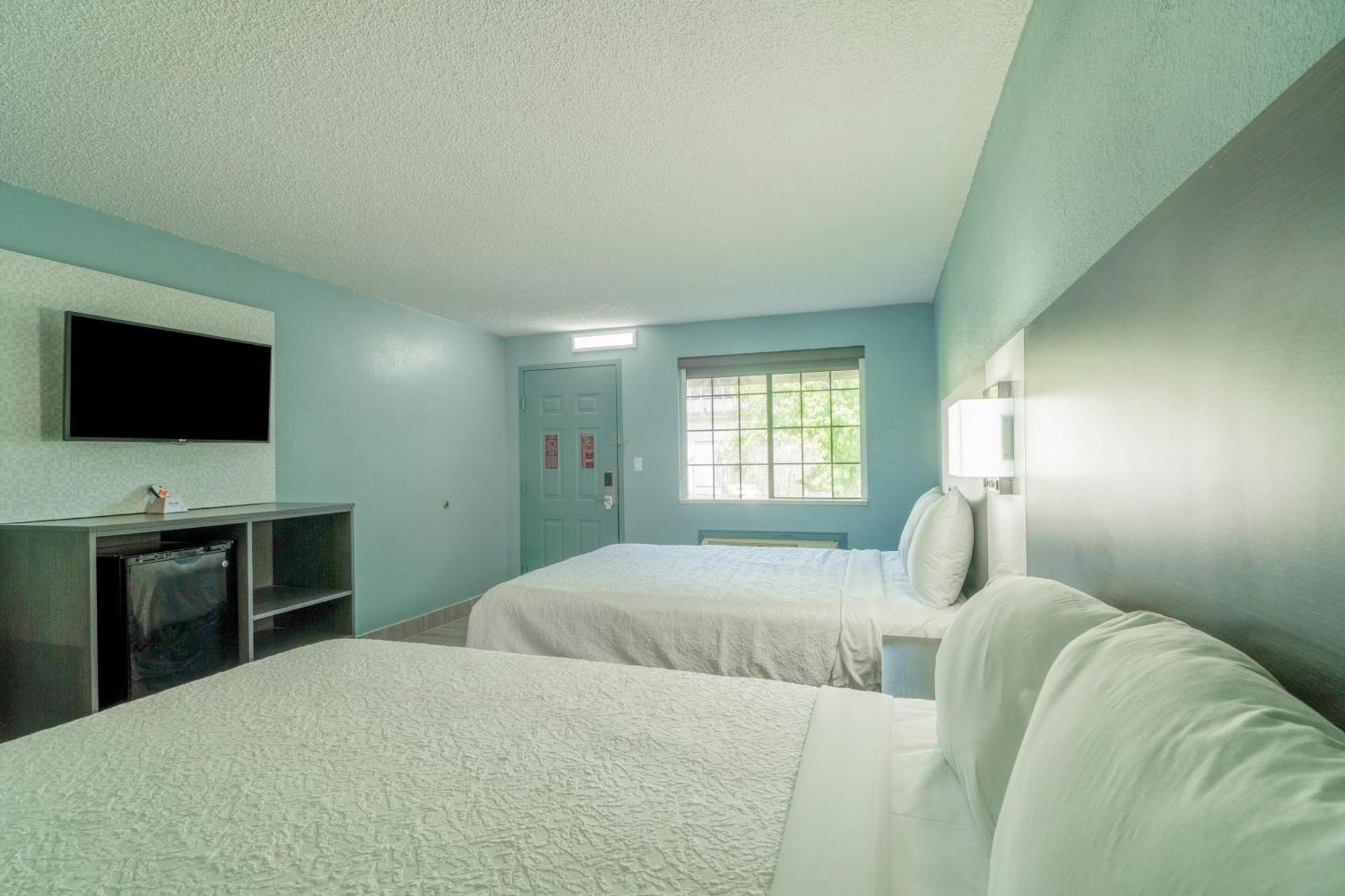 Lone Star Inn & Suites By Oyo Harlingen Tx Exteriör bild