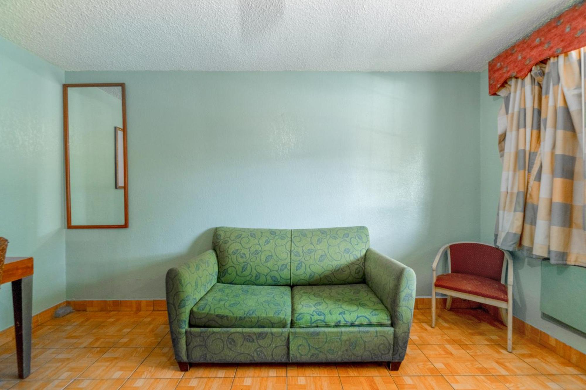 Lone Star Inn & Suites By Oyo Harlingen Tx Exteriör bild