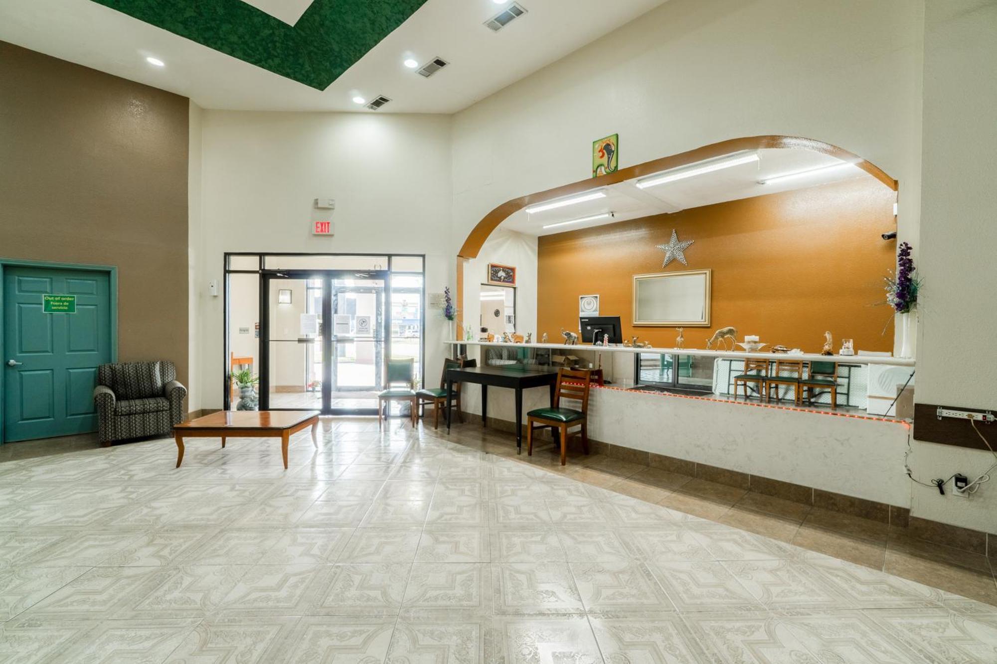 Lone Star Inn & Suites By Oyo Harlingen Tx Exteriör bild